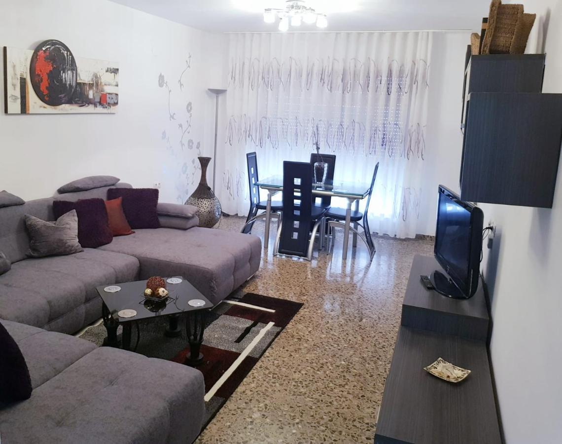 Piso Amplio De 3 Habitaciones, 2 Banos, Ascensor Y Parking Burriana Buitenkant foto
